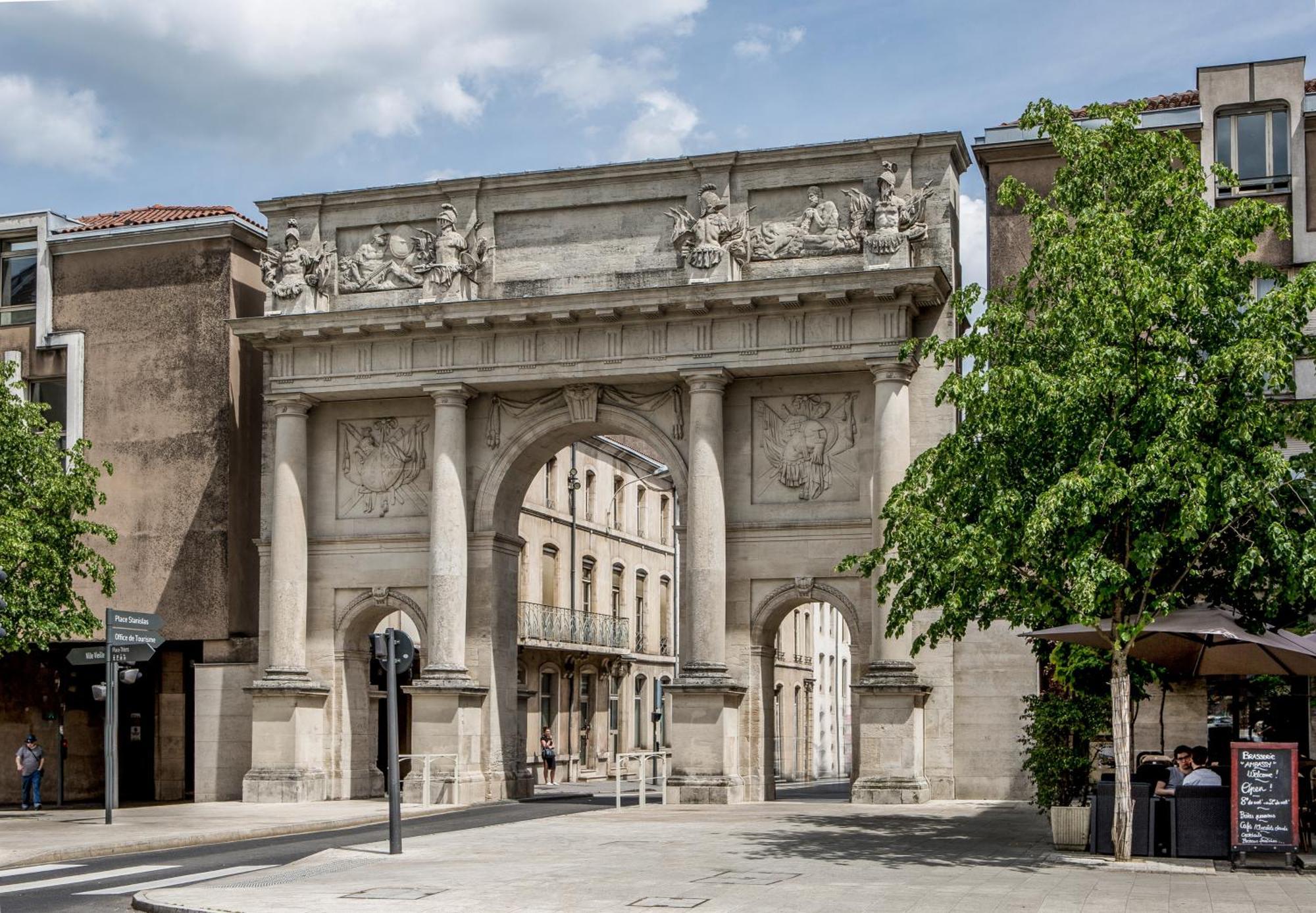 Mercure Nancy Centre Gare Екстер'єр фото