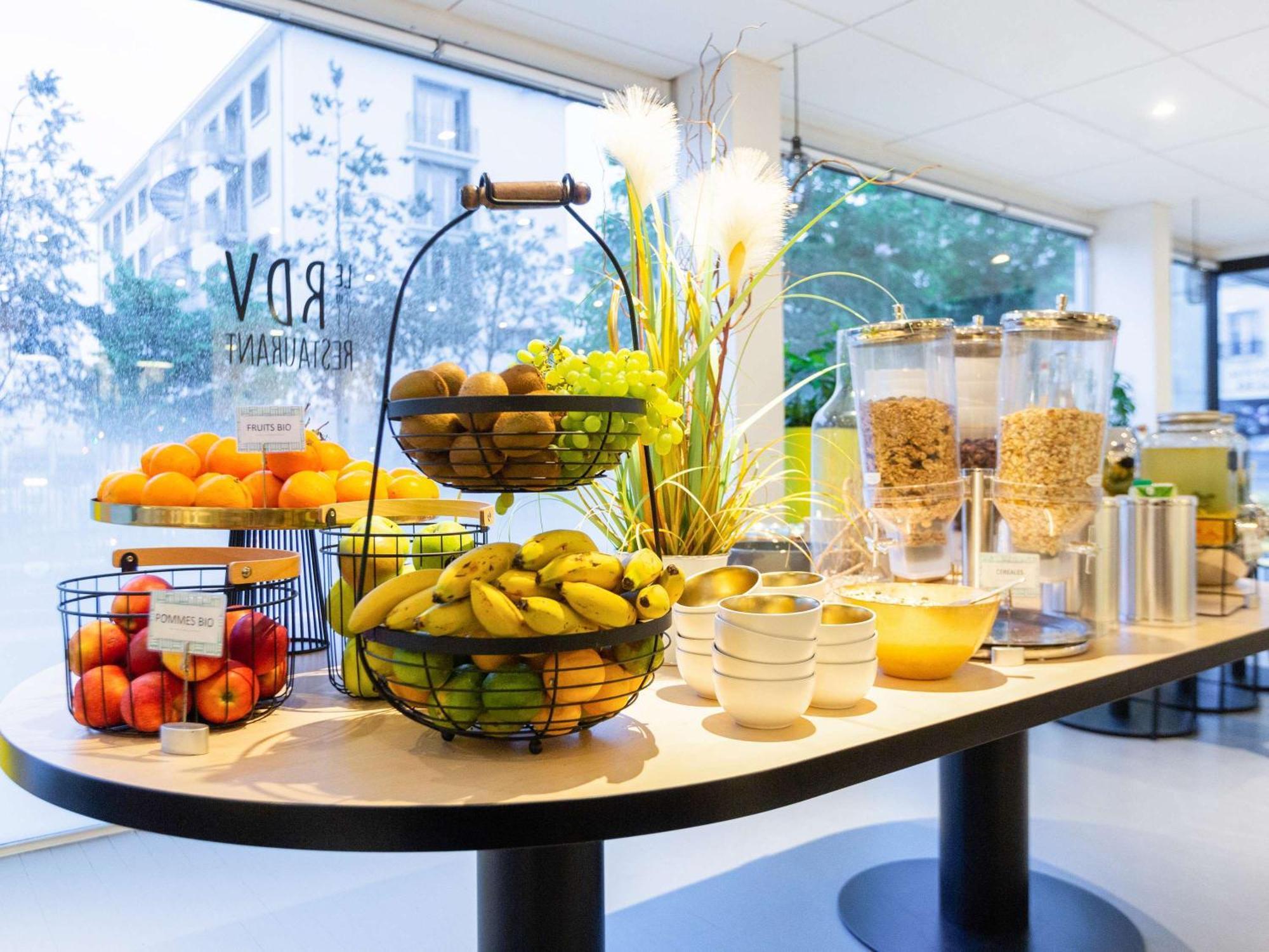 Mercure Nancy Centre Gare Екстер'єр фото