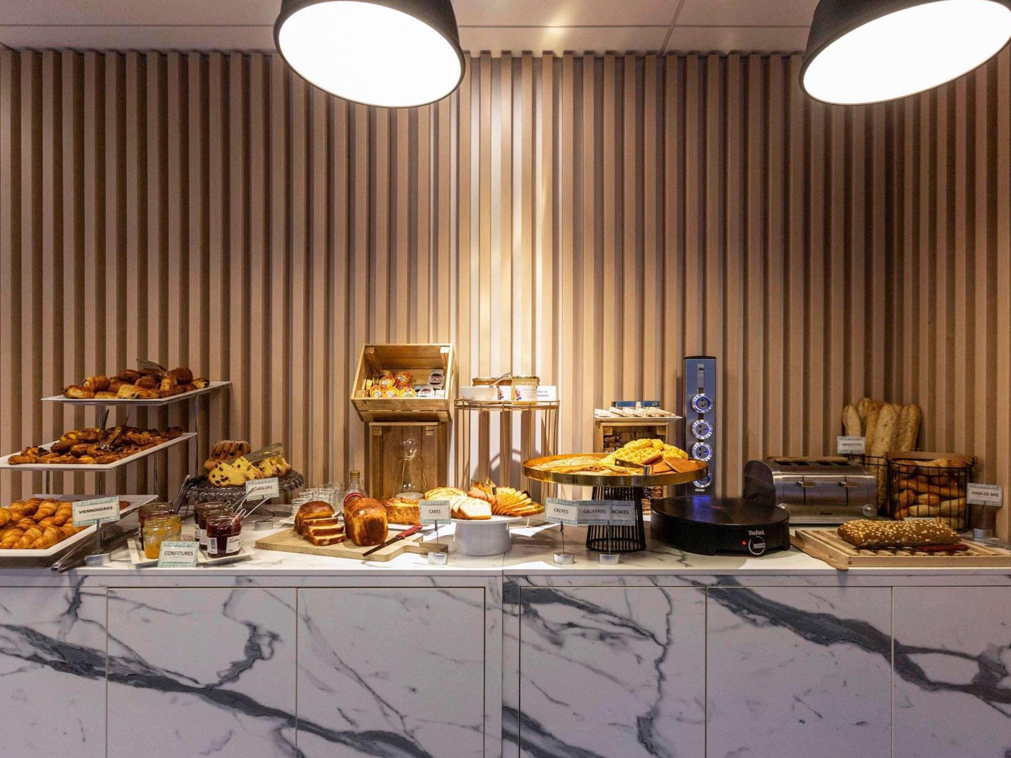 Mercure Nancy Centre Gare Екстер'єр фото