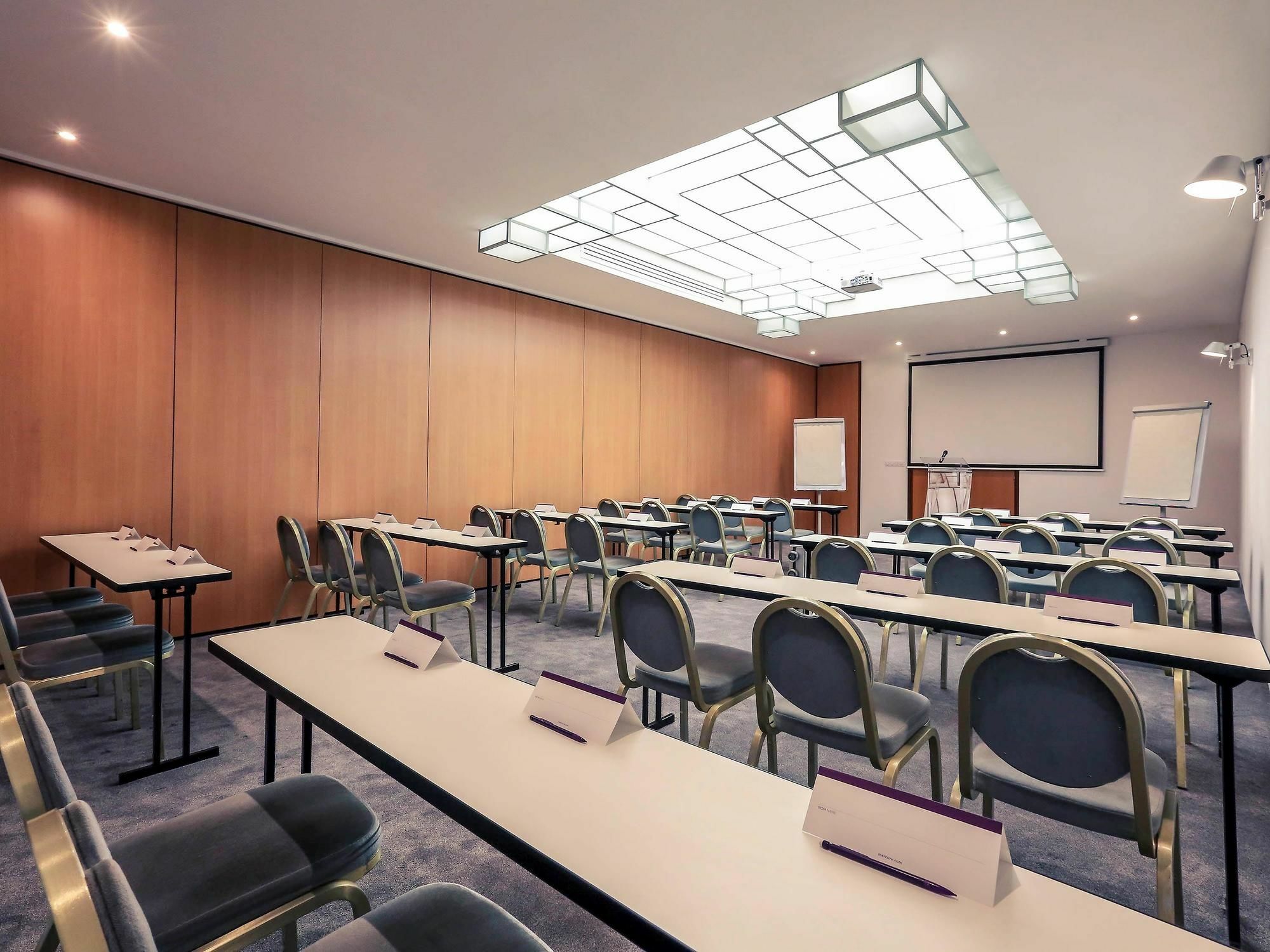 Mercure Nancy Centre Gare Екстер'єр фото