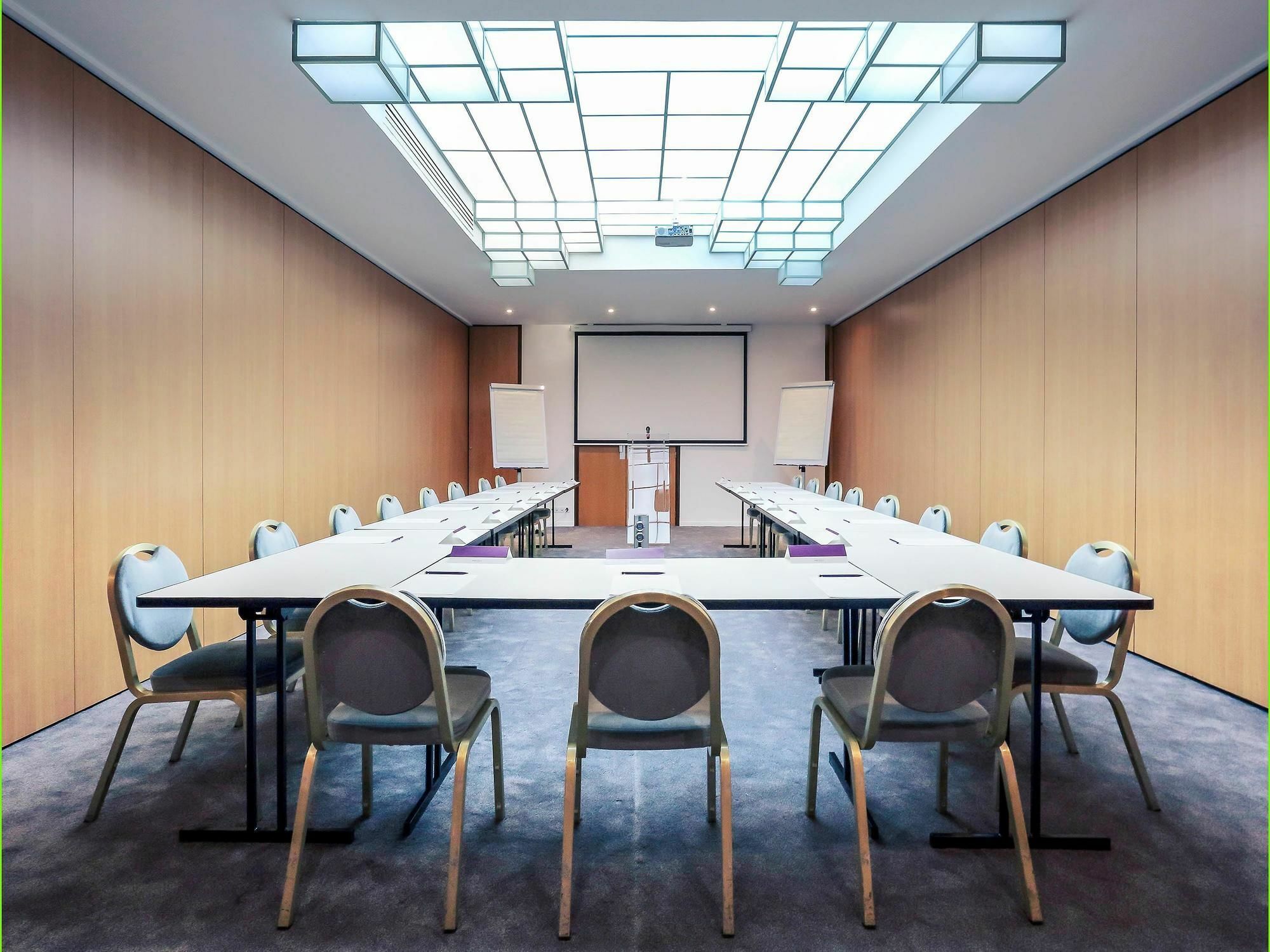 Mercure Nancy Centre Gare Екстер'єр фото
