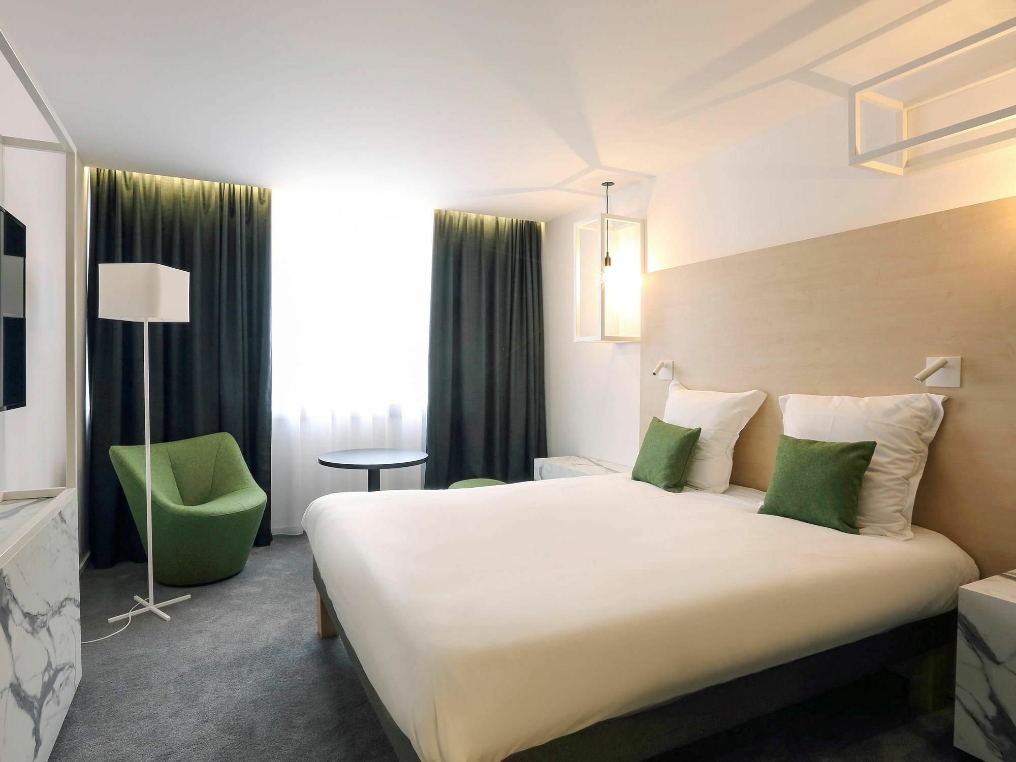 Mercure Nancy Centre Gare Екстер'єр фото